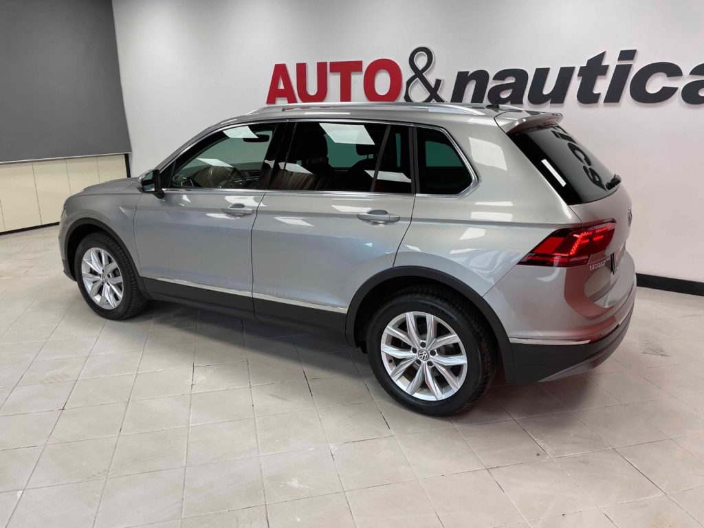VOLKSWAGEN Tiguan 2.0 TDI EXECUTIVE 4MOTION 190CV DSG - 36