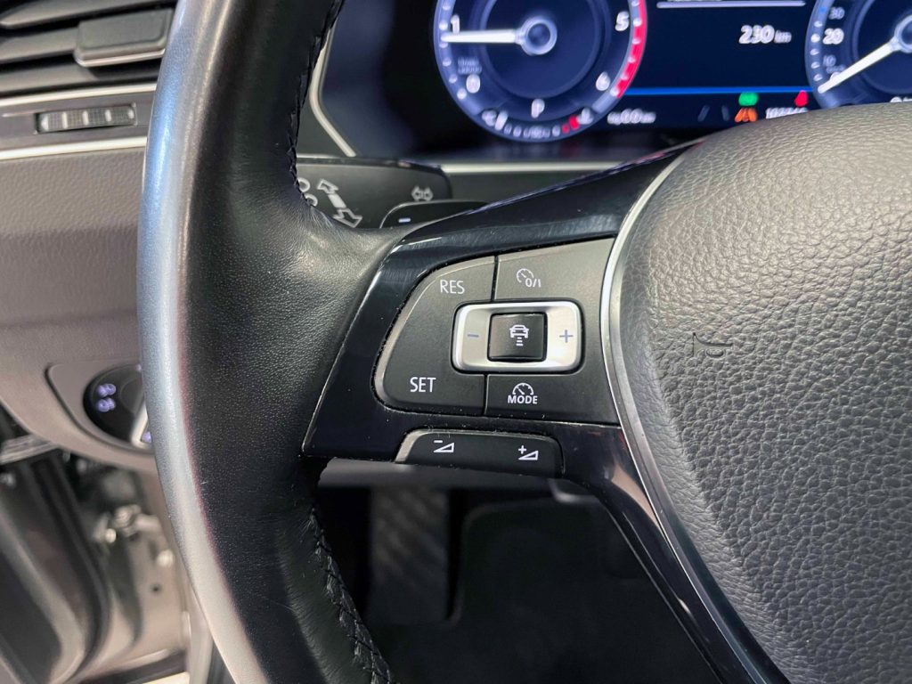 VOLKSWAGEN Tiguan 2.0 TDI EXECUTIVE 4MOTION 190CV DSG - 40