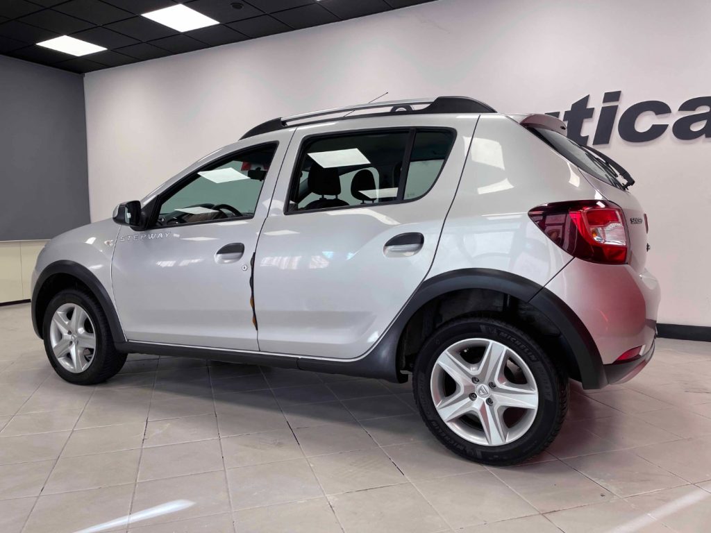 DACIA Sandero STEPWAY 1.5 DCI 90CV - 7