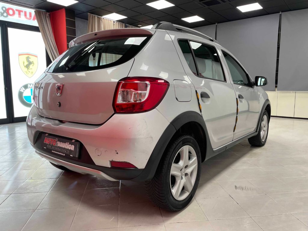 DACIA Sandero STEPWAY 1.5 DCI 90CV - 11