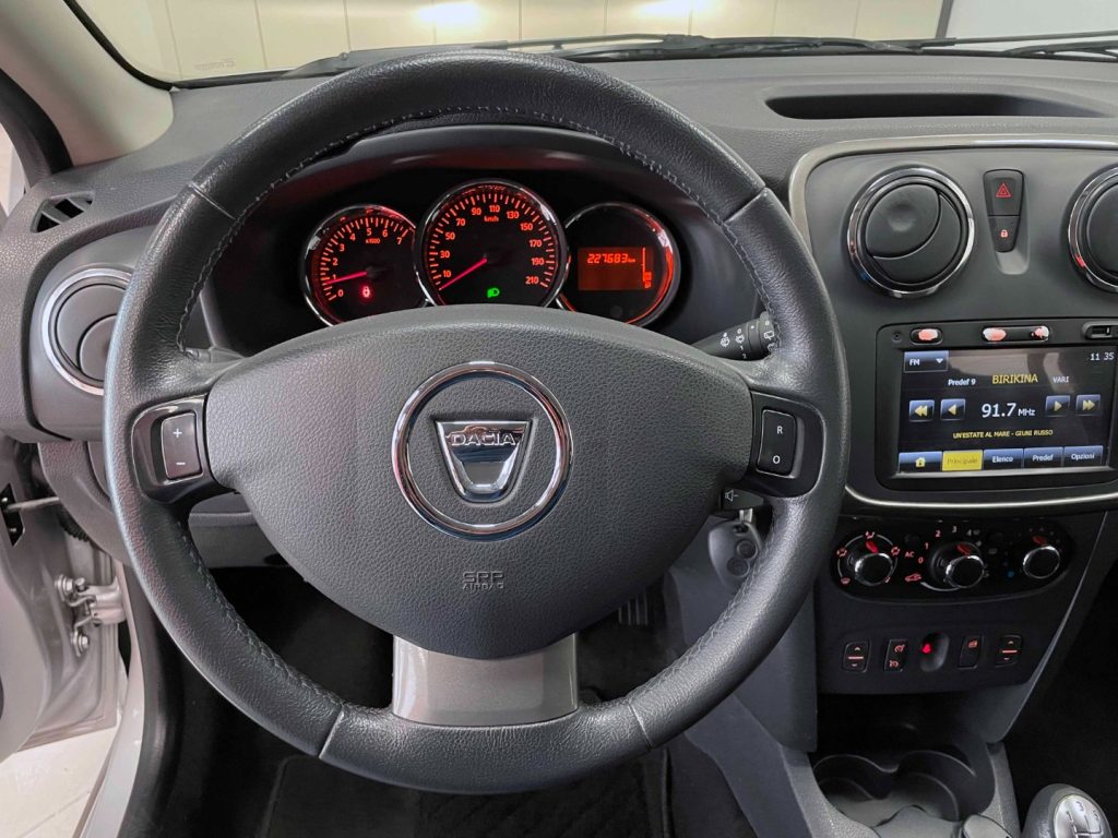 DACIA Sandero STEPWAY 1.5 DCI 90CV - 19