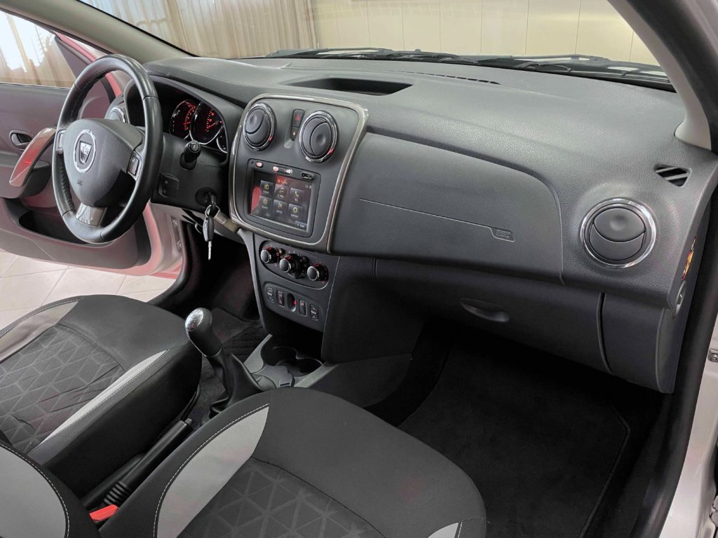 DACIA Sandero STEPWAY 1.5 DCI 90CV - 45