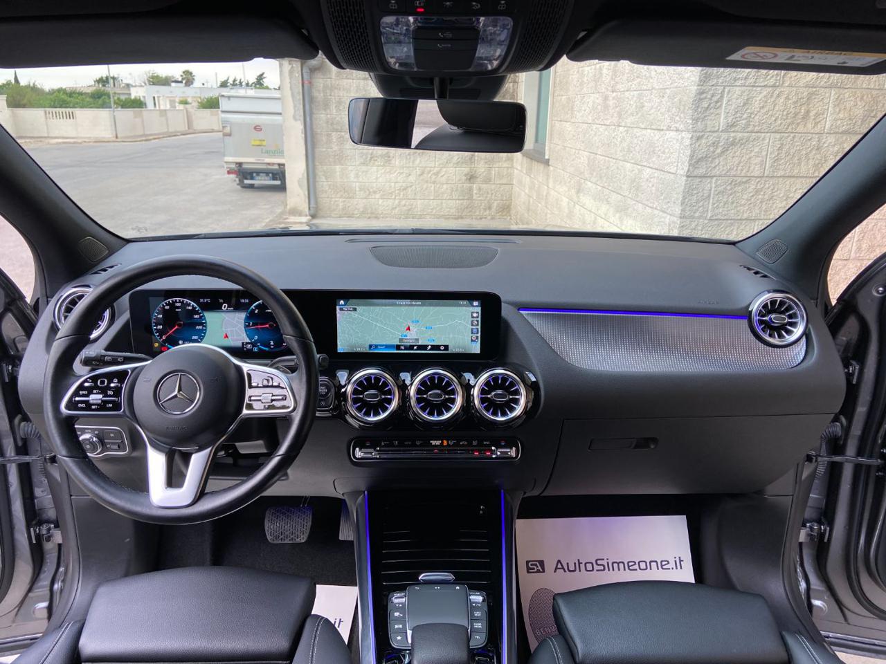 MERCEDES-BENZ GLA 200 d Automatic Sport Plus - 12