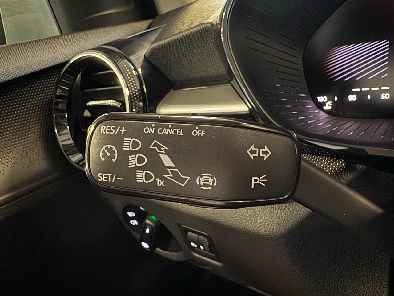 SKODA Fabia 1.0 MPI 80 CV Selection - 18