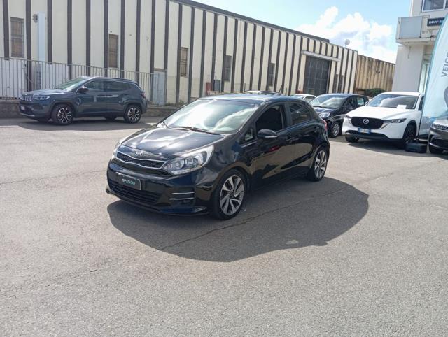 KIA Rio Nero metallizzato