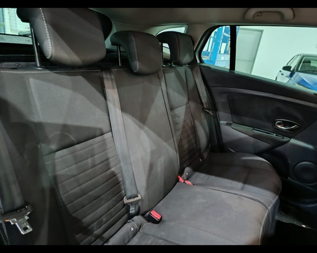 RENAULT Megane Mégane 1.5 dCi 110CV SporTour Wave - 7