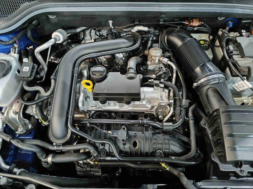 SKODA Kamiq 1.0 TSI Ambition - 21