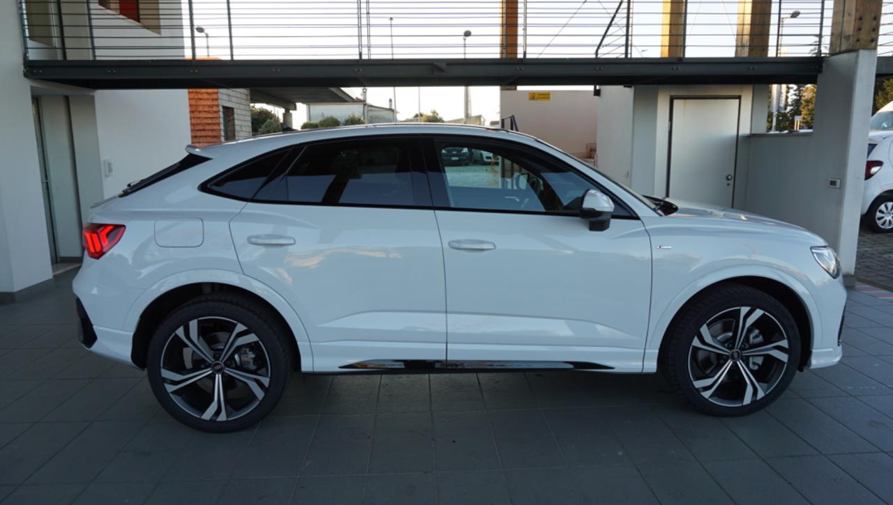 AUDI Q3 SPB 40 TDI quattro S tronic S line edition - 6