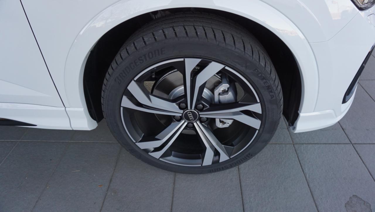 AUDI Q3 SPB 40 TDI quattro S tronic S line edition - 11