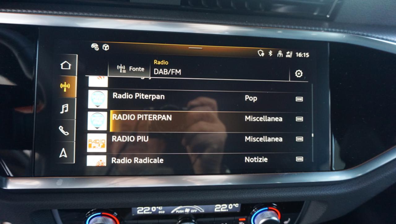 AUDI Q3 SPB 40 TDI quattro S tronic S line edition - 30