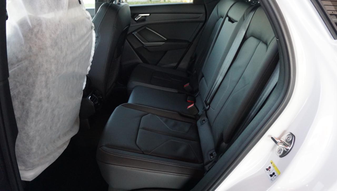 AUDI Q3 SPB 40 TDI quattro S tronic S line edition - 33