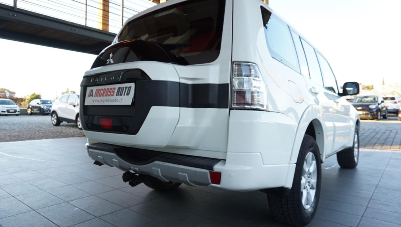 MITSUBISHI Pajero 3.2 DI-D 16V aut. 5p. Instyle DPF - 12