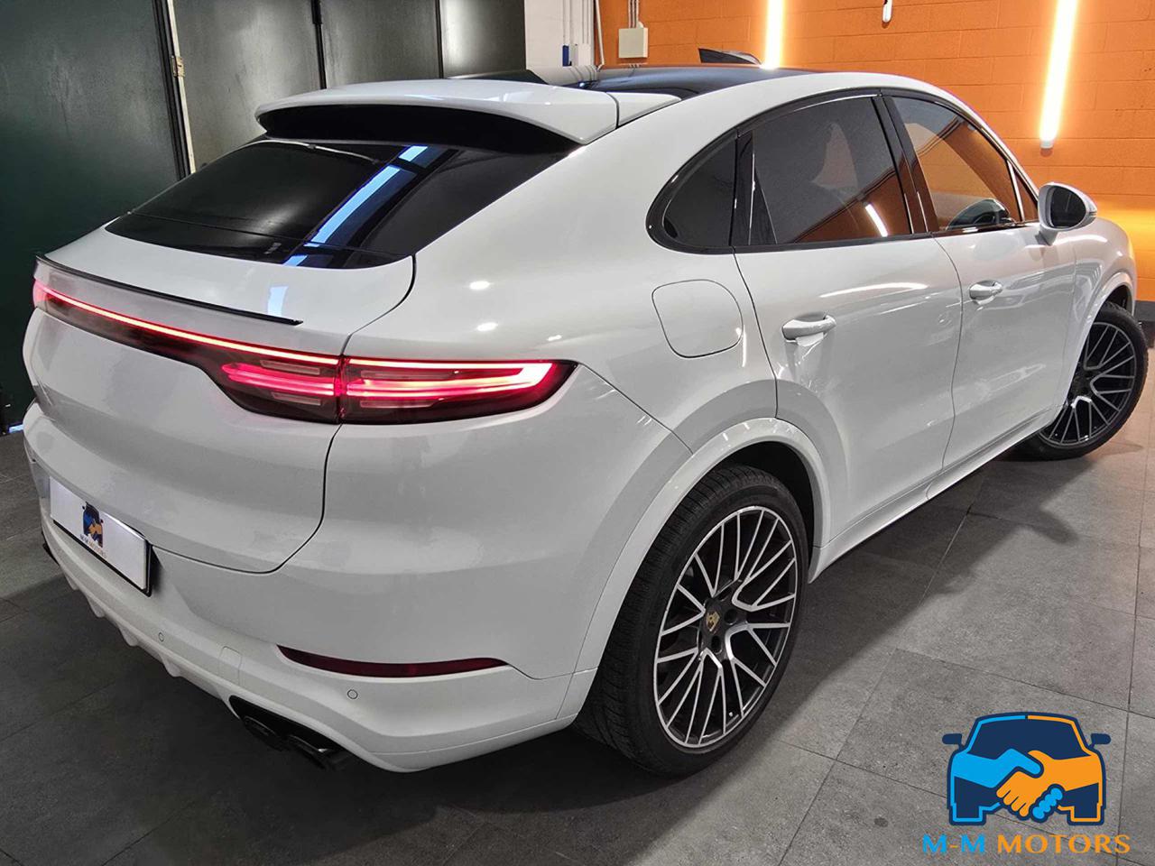 PORSCHE Cayenne Coupé 3.0 V6 - 7