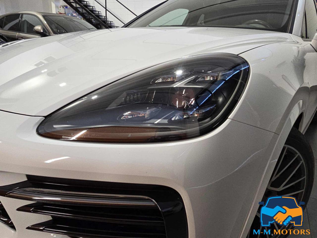 PORSCHE Cayenne Coupé 3.0 V6 - 2