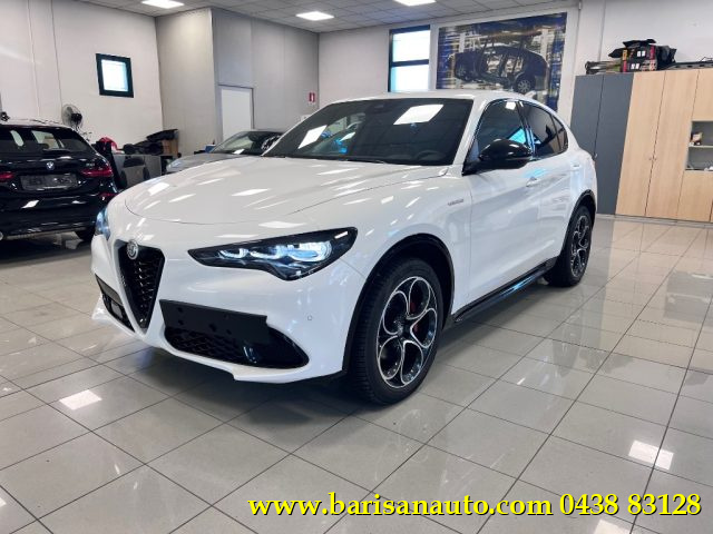 ALFA ROMEO Stelvio Bianco pastello
