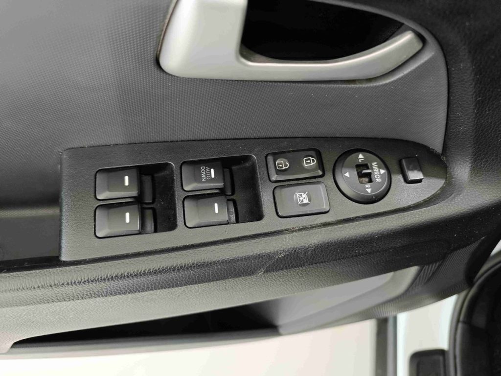 KIA Sportage 1.7 CRDI VGT 2WD Active - 20