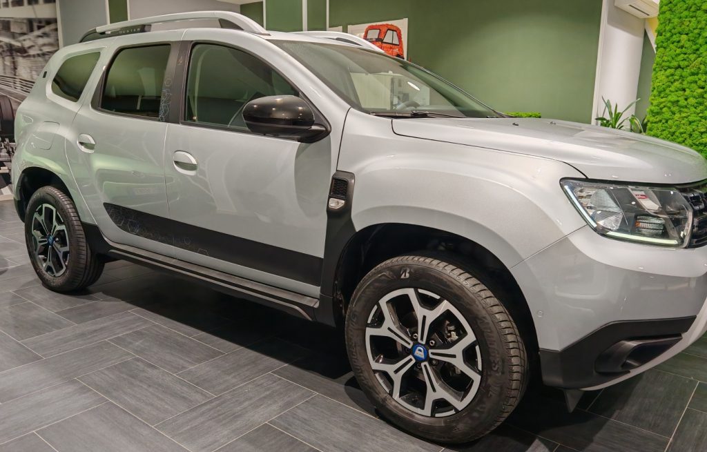 DACIA Duster 1.0 TCe 100 CV ECO-G 4x2 15th Anniversary - 3