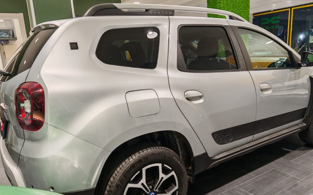 DACIA Duster 1.0 TCe 100 CV ECO-G 4x2 15th Anniversary - 8