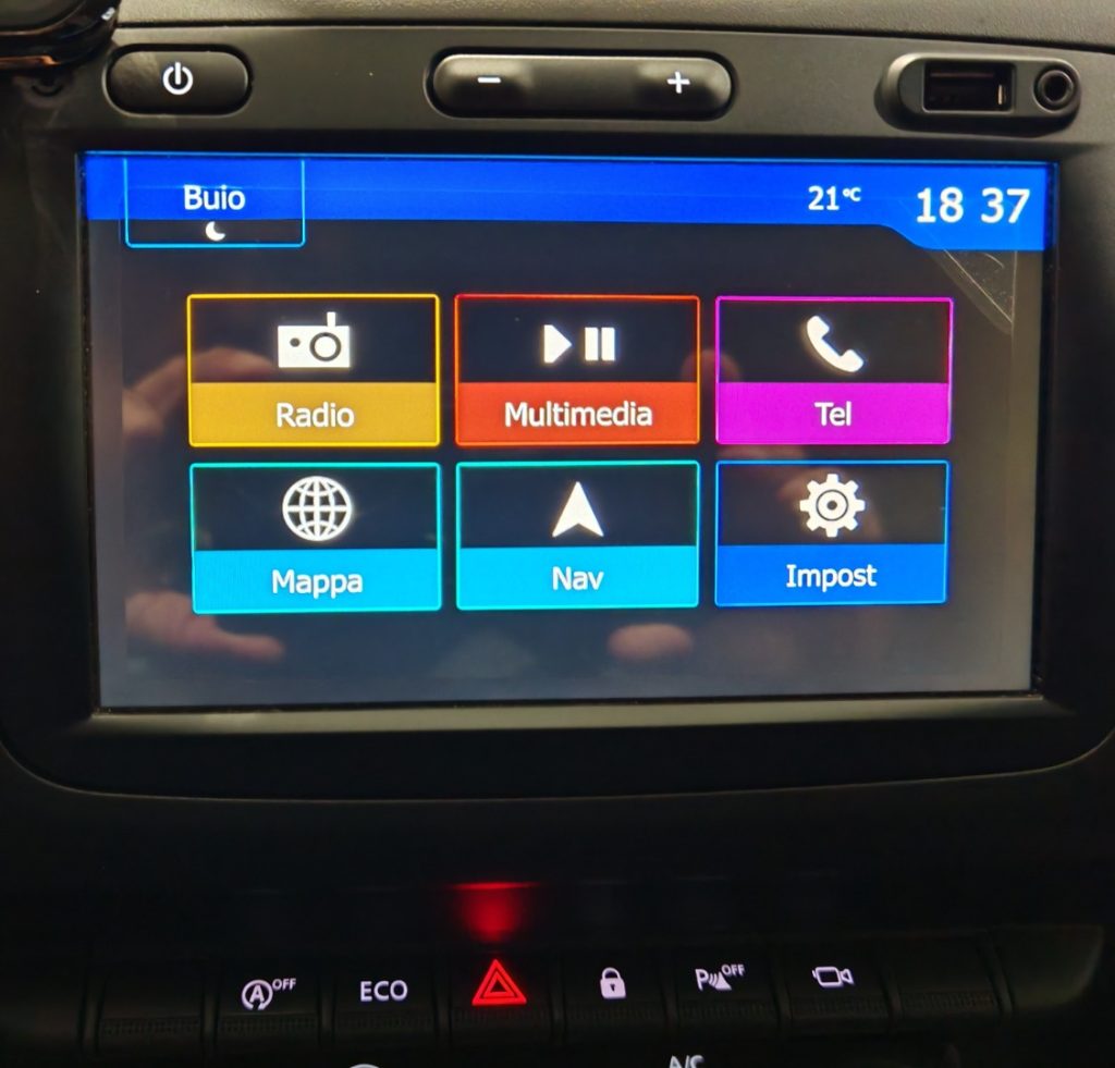 DACIA Duster 1.0 TCe 100 CV ECO-G 4x2 15th Anniversary - 20