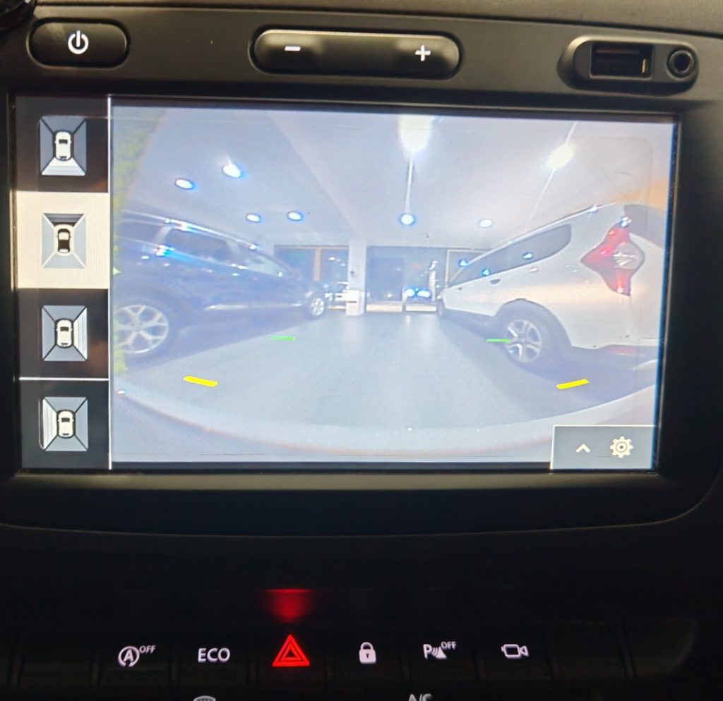 DACIA Duster 1.0 TCe 100 CV ECO-G 4x2 15th Anniversary - 21