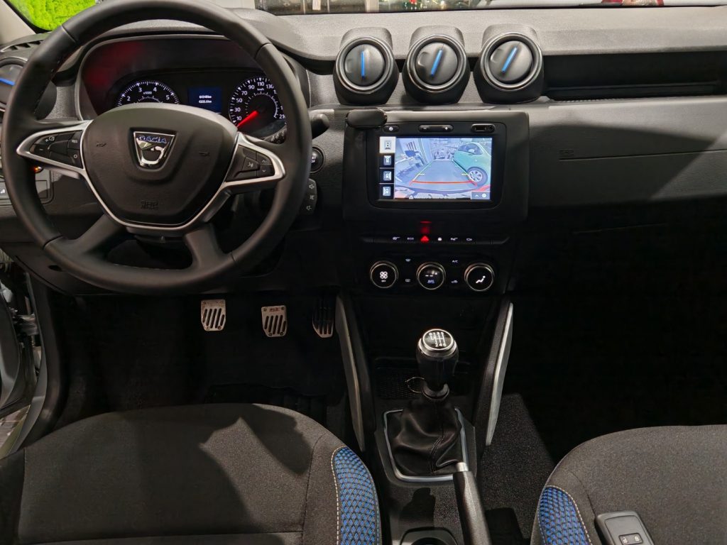 DACIA Duster 1.0 TCe 100 CV ECO-G 4x2 15th Anniversary - 29