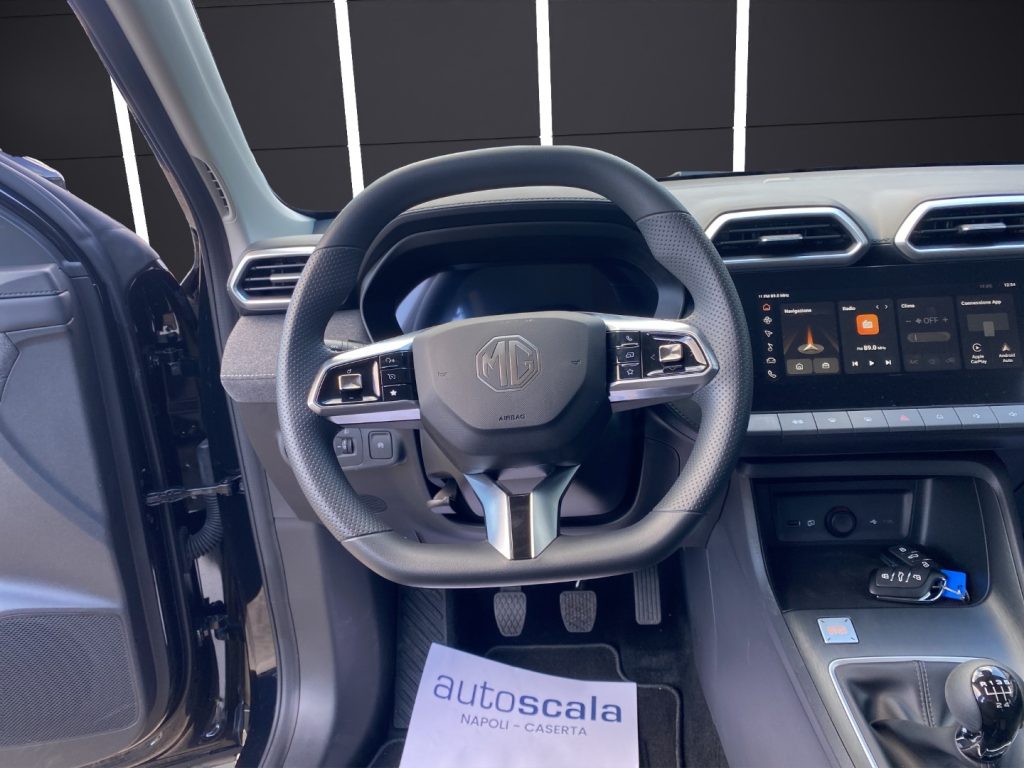 MG ZS 1.5 Standard - 10