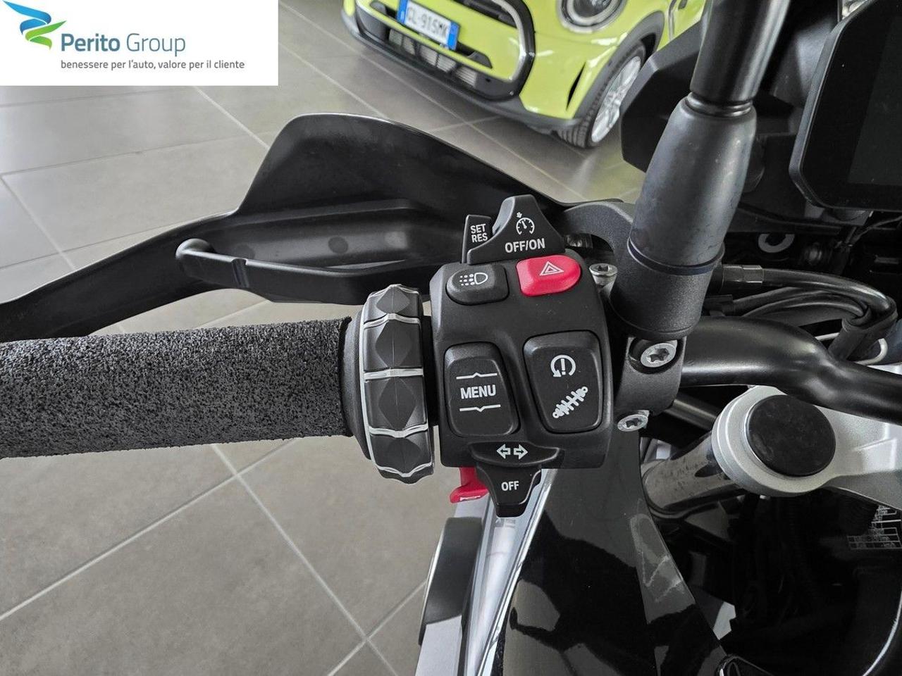 BMW F 750 GS 0B08 - 11