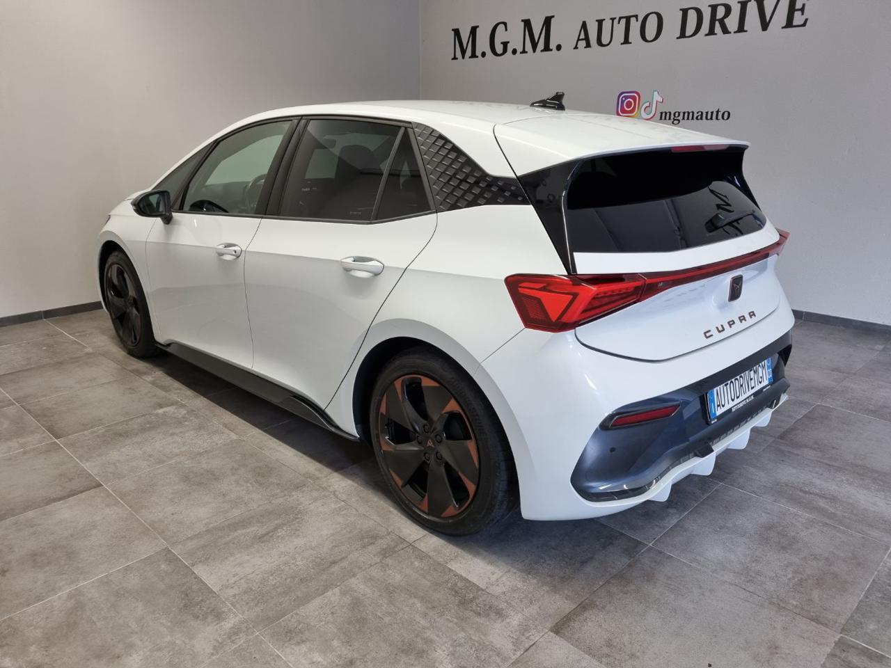 CUPRA Born 58kWh 204 CV - 10