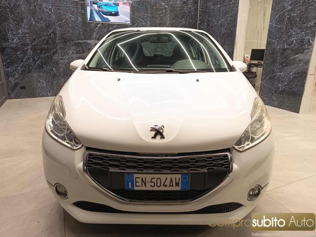 PEUGEOT 208 Blanc Pastel