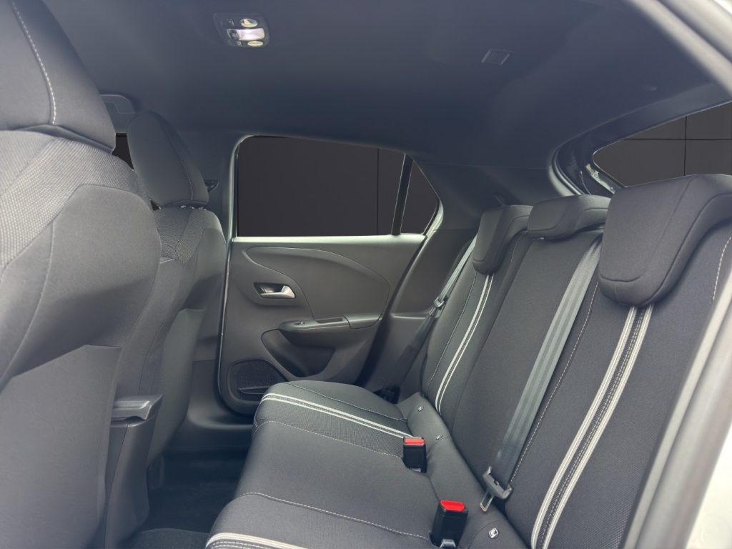 OPEL Corsa Hybrid 110 CV aut. GS - 13