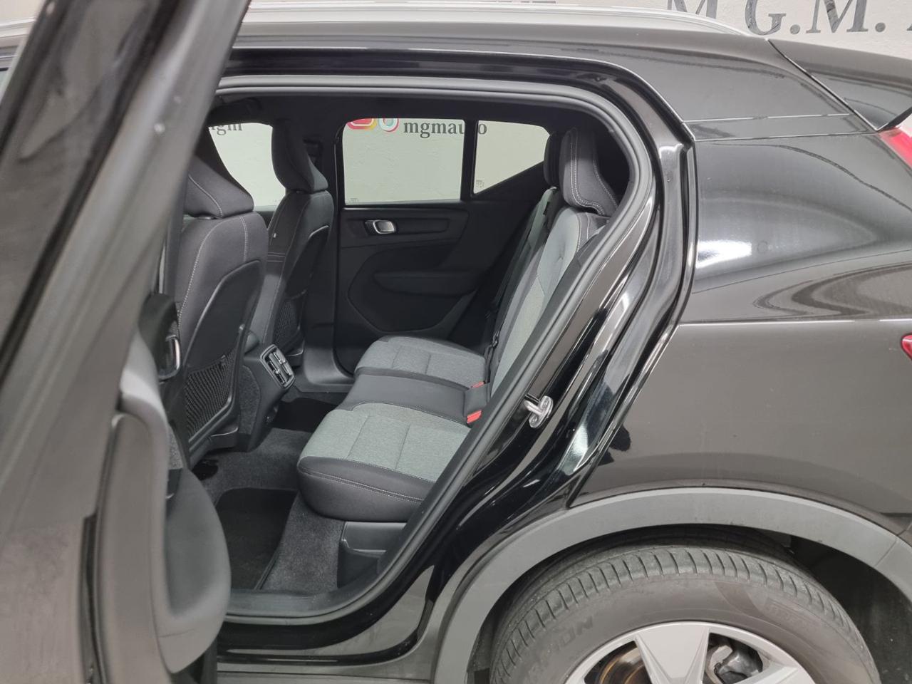 VOLVO XC40 B4 AWD automatico Core - 25