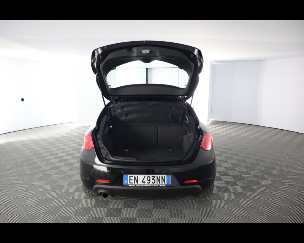 ALFA ROMEO Giulietta 1.4 t. Distinctive Gpl 120cv - 19