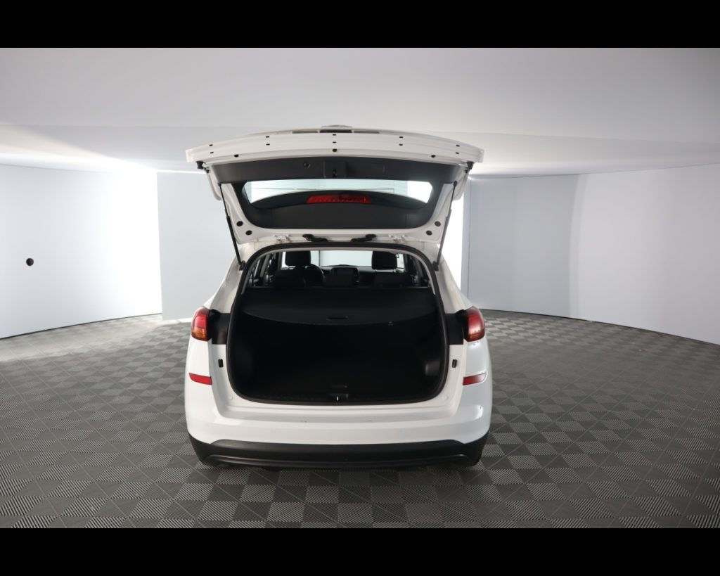 HYUNDAI Tucson 1.6 crdi Xprime 2wd 115cv - 19