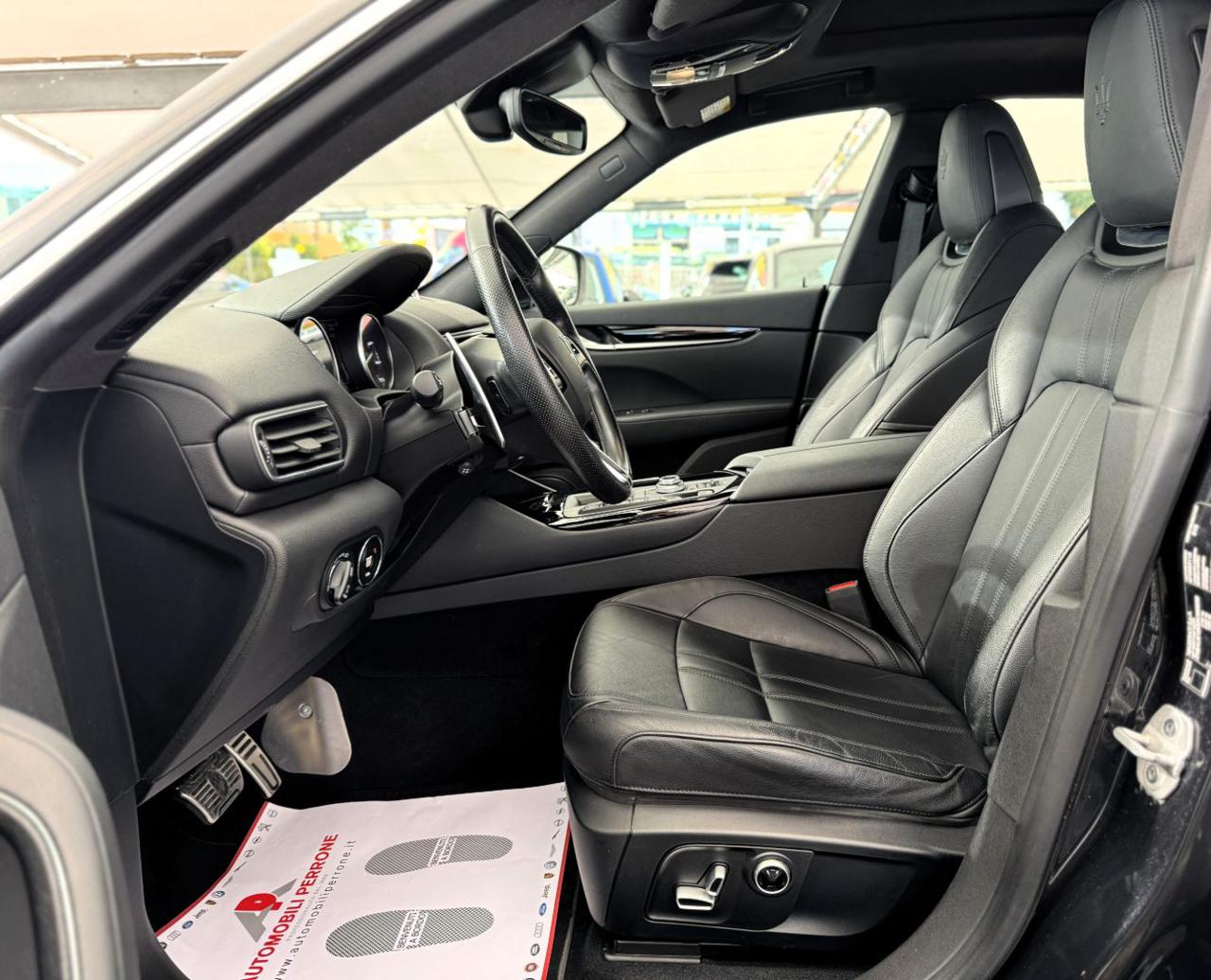 MASERATI Levante MHEV 330cv AWD GT (Tetto/Pelle/APP/Led) - 6
