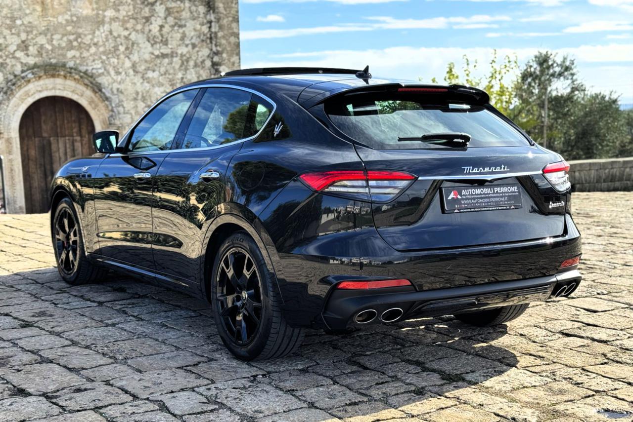 MASERATI Levante MHEV 330cv AWD GT (Tetto/Pelle/APP/Led) - 12