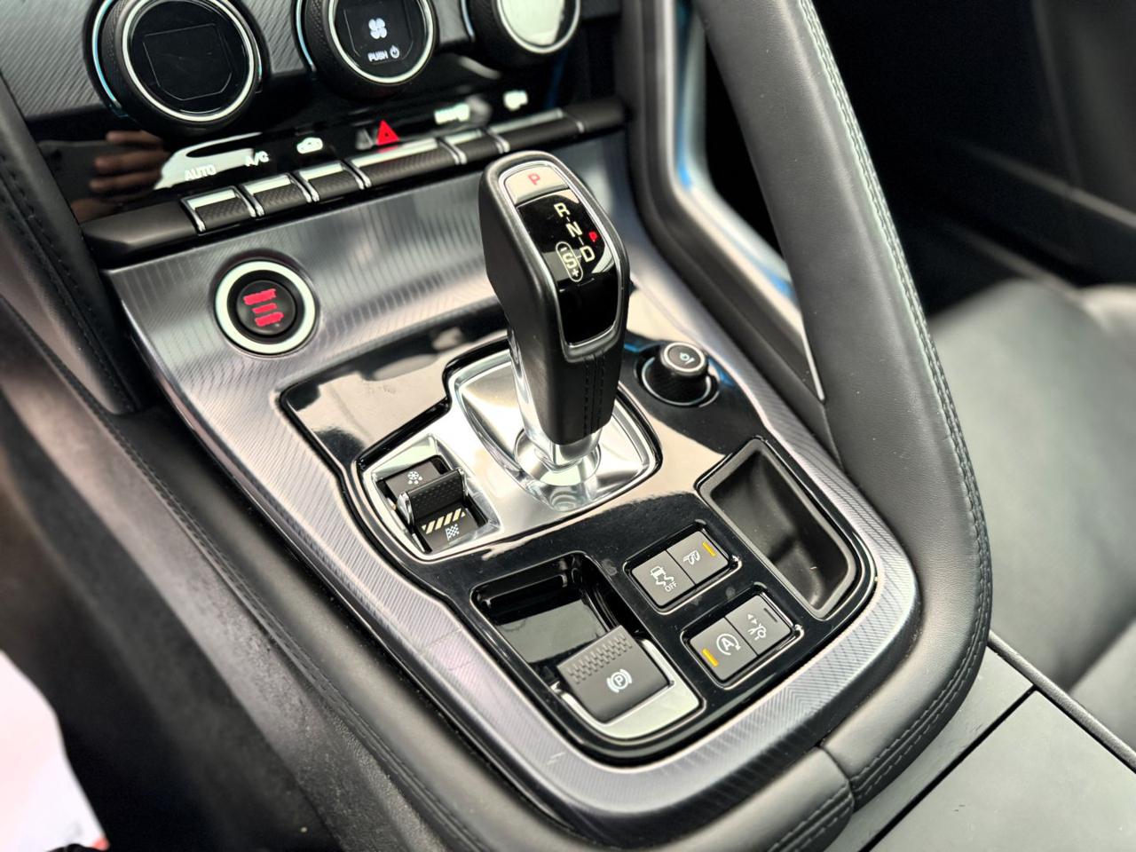 JAGUAR F-Type 2.0i 300cv Coupé R-Dynamic (Tetto/Led/Auto/Retro) - 10