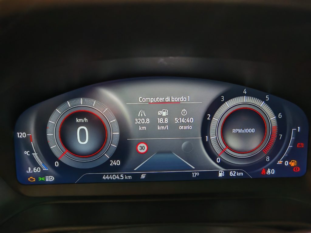 FORD Puma 1.0 EcoBoost Hybrid 125 CV S&S ST-Line - 22