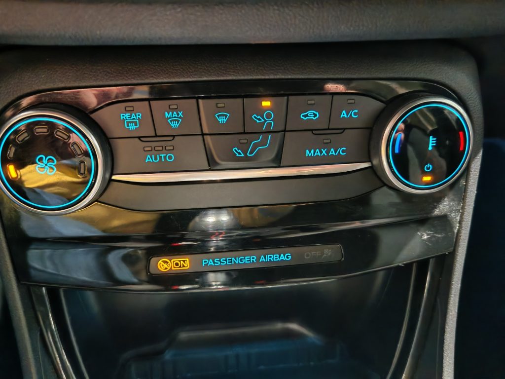 FORD Puma 1.0 EcoBoost Hybrid 125 CV S&S ST-Line - 26