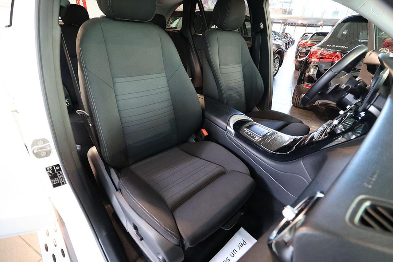 MERCEDES-BENZ GLC 200 d 4Matic Business Extra - 17