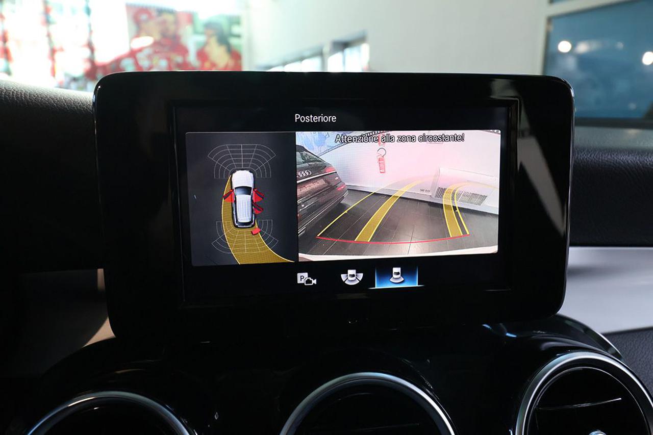 MERCEDES-BENZ GLC 200 d 4Matic Business Extra - 24