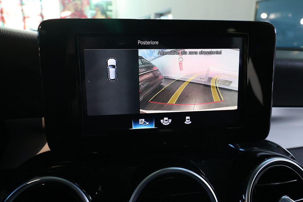 MERCEDES-BENZ GLC 200 d 4Matic Business Extra - 26