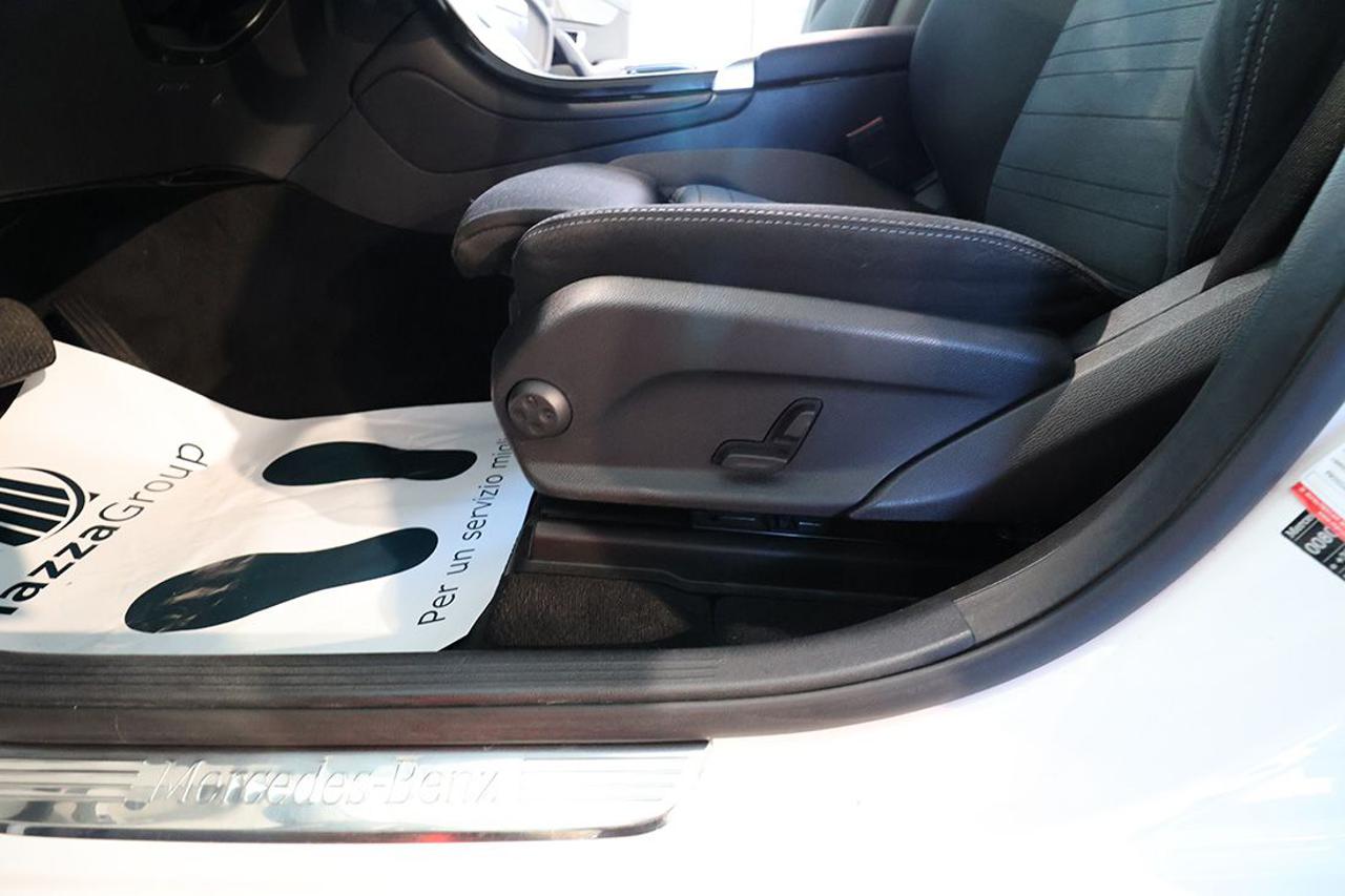 MERCEDES-BENZ GLC 200 d 4Matic Business Extra - 34