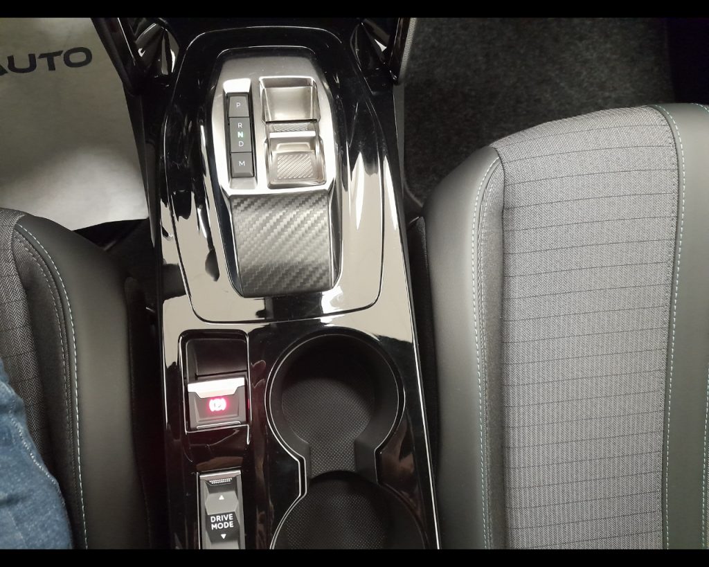 PEUGEOT 2008 II 2020 -  1.5 bluehdi Allure Pack s&s 130cv eat8 - 8