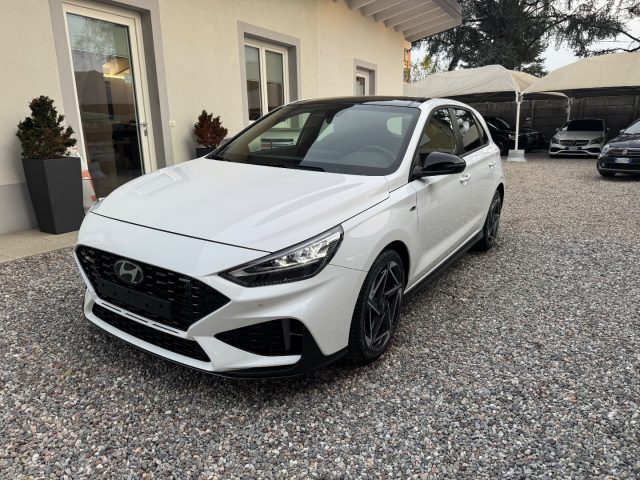 HYUNDAI i30 Bianco perlato
