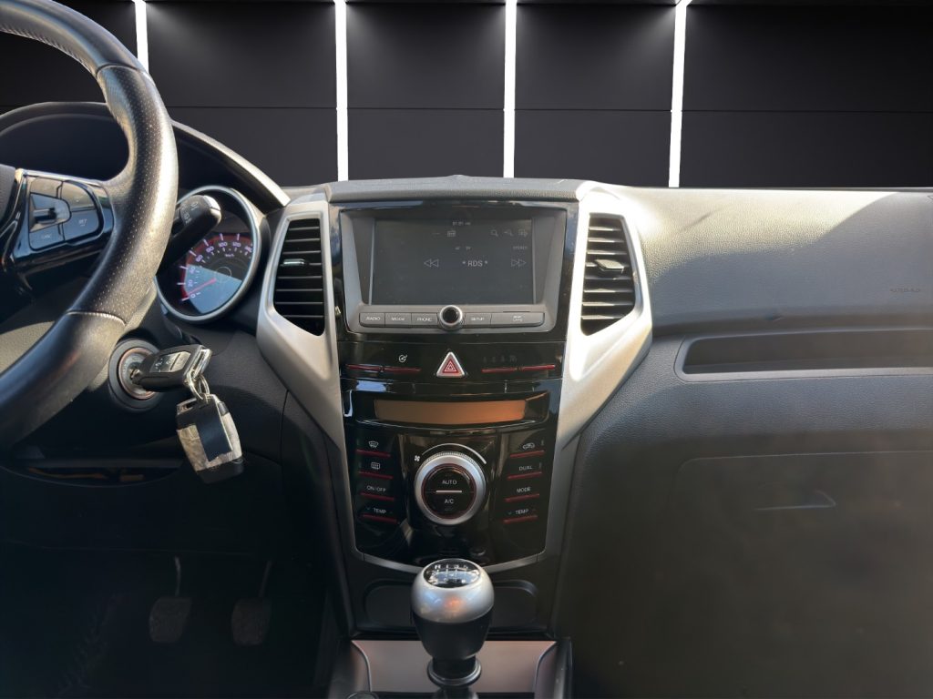 SSANGYONG Tivoli 1.6 2WD Dream - 15