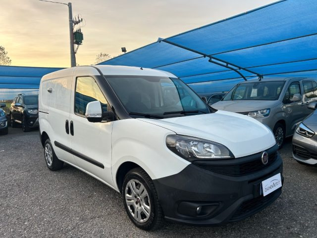 FIAT Doblo Bianco pastello
