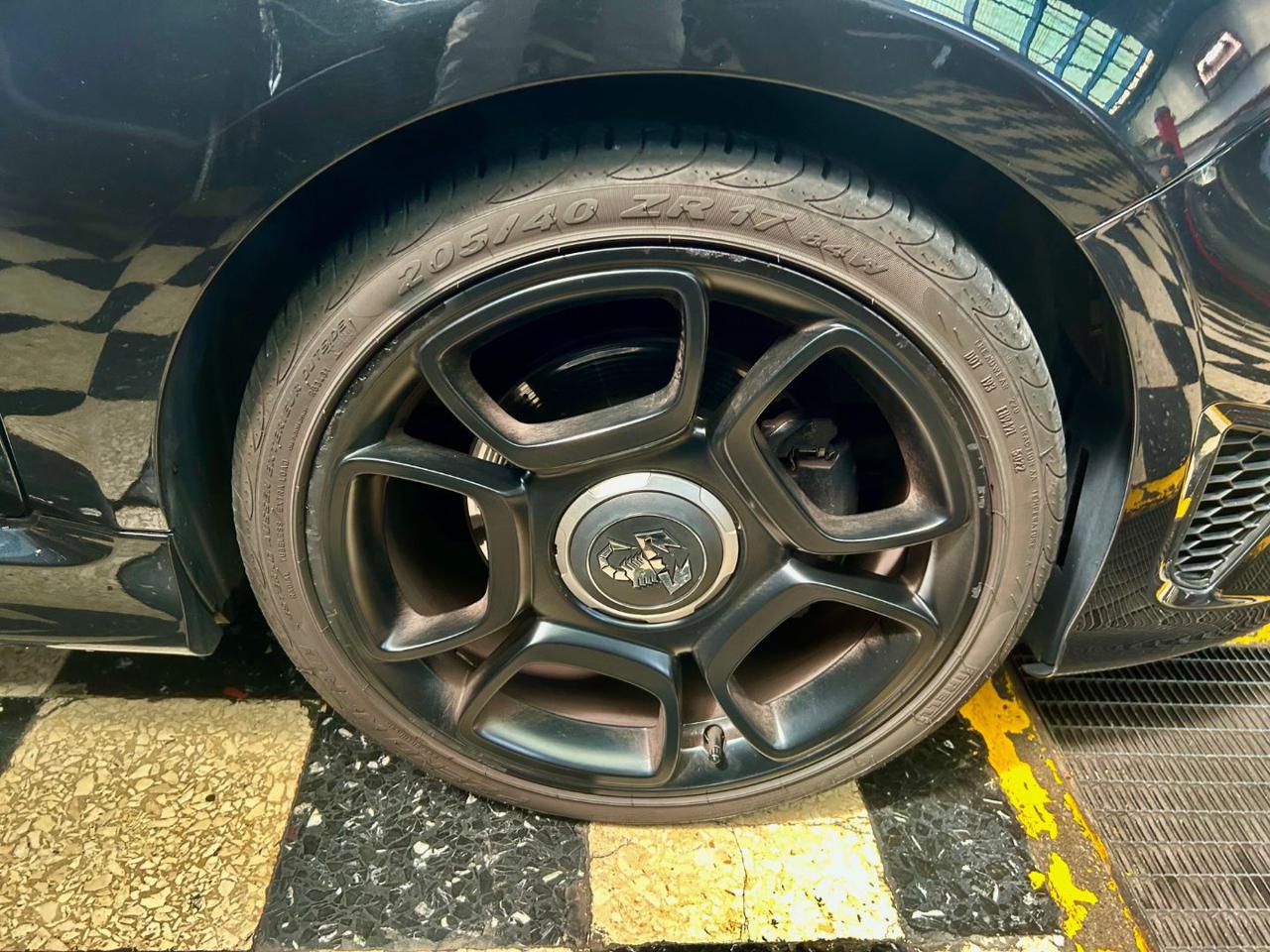 ABARTH 595 1.4 Turbo T-Jet 165 CV Turismo 70°Anniversario - 12