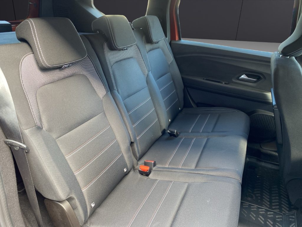 DACIA Jogger 1.0 TCe GPL 100 CV 5 posti Extreme Up - 19