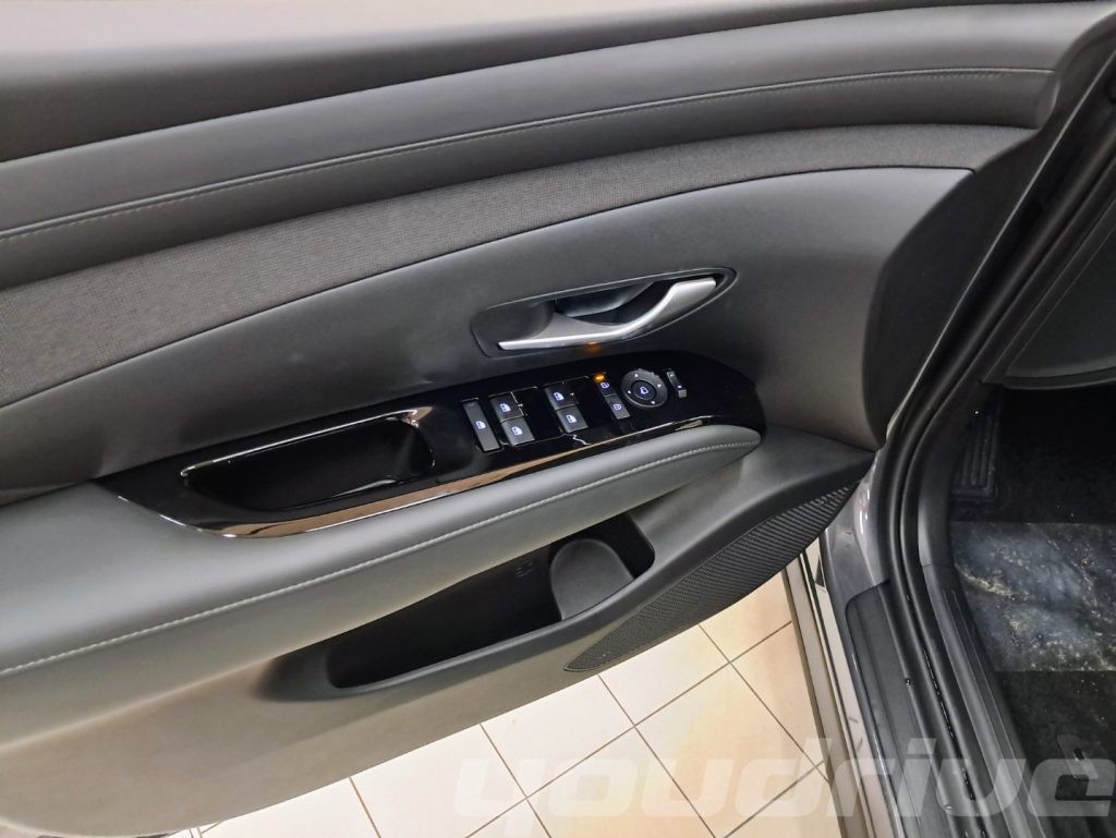 HYUNDAI Tucson / 1.6 CRDI 48V DCT Exellence KM0 - 19