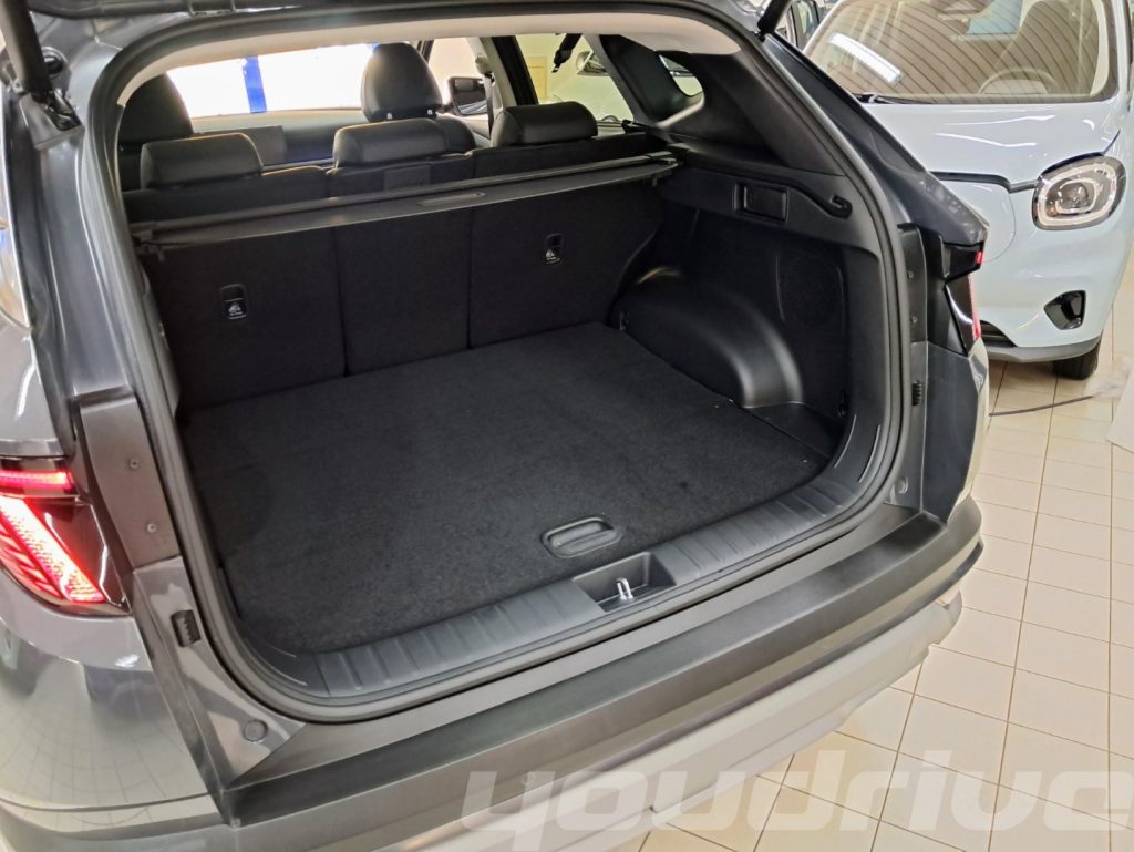 HYUNDAI Tucson / 1.6 CRDI 48V DCT Exellence KM0 - 25